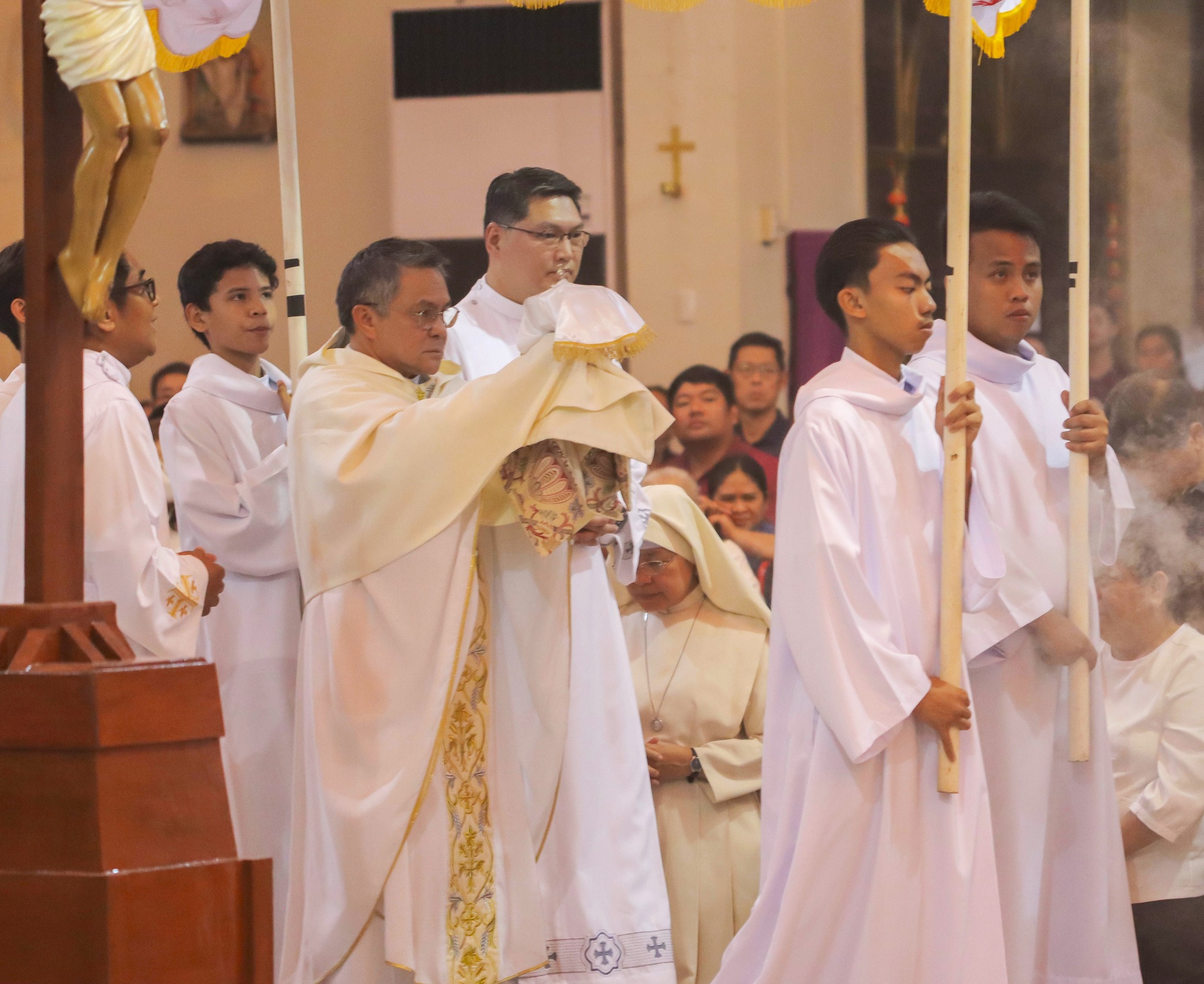 Cebu Business Directory - The Archdiocesan Shrine of the Most Sacred Heart of Jesus - Photo 3