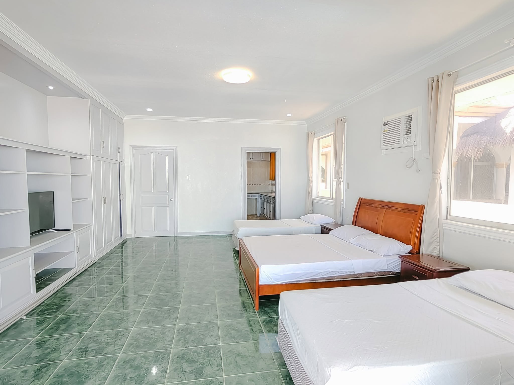Cebu Business Directory - The Family Suite