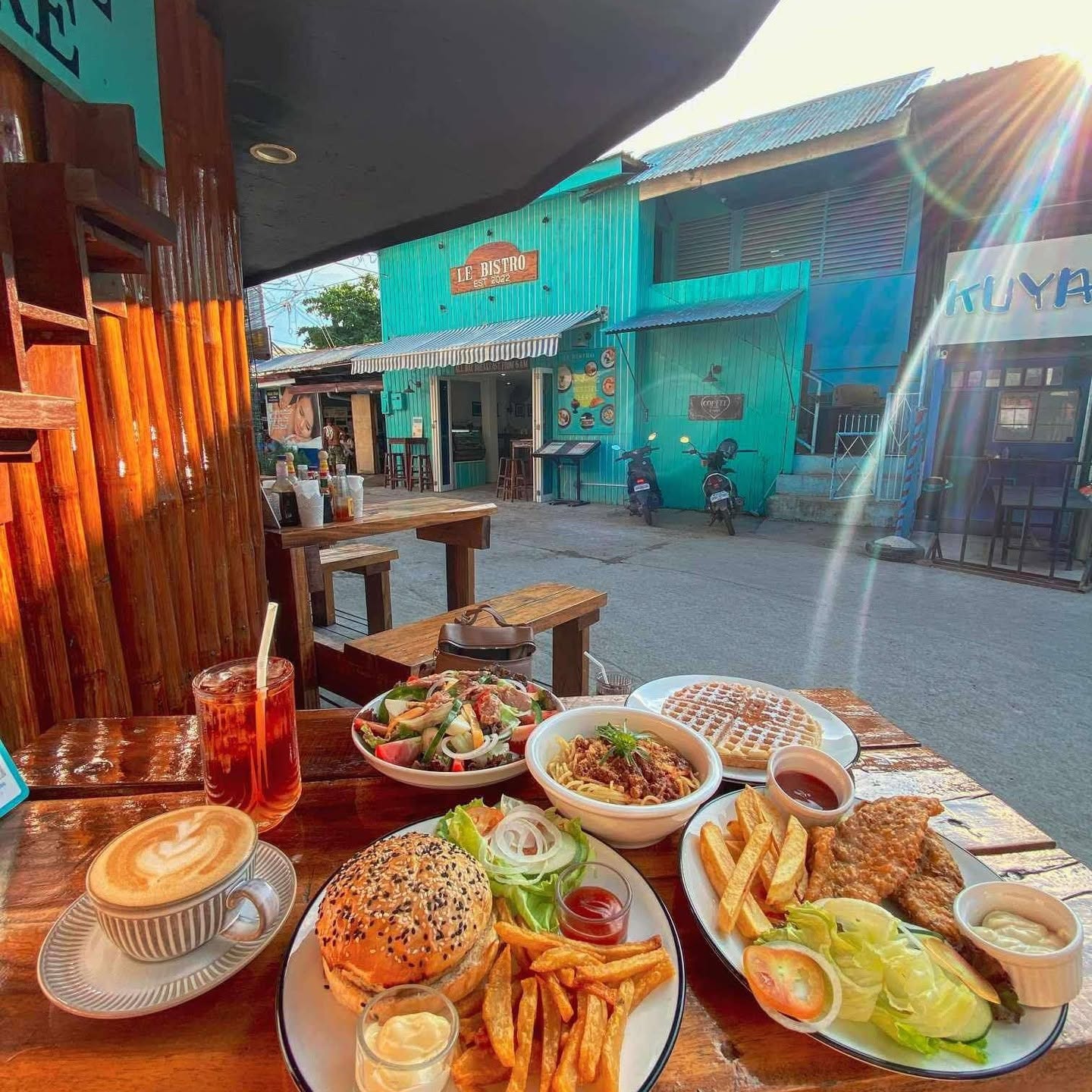 Cebu Business Directory - Le Bistro Moalboal - Photo 2