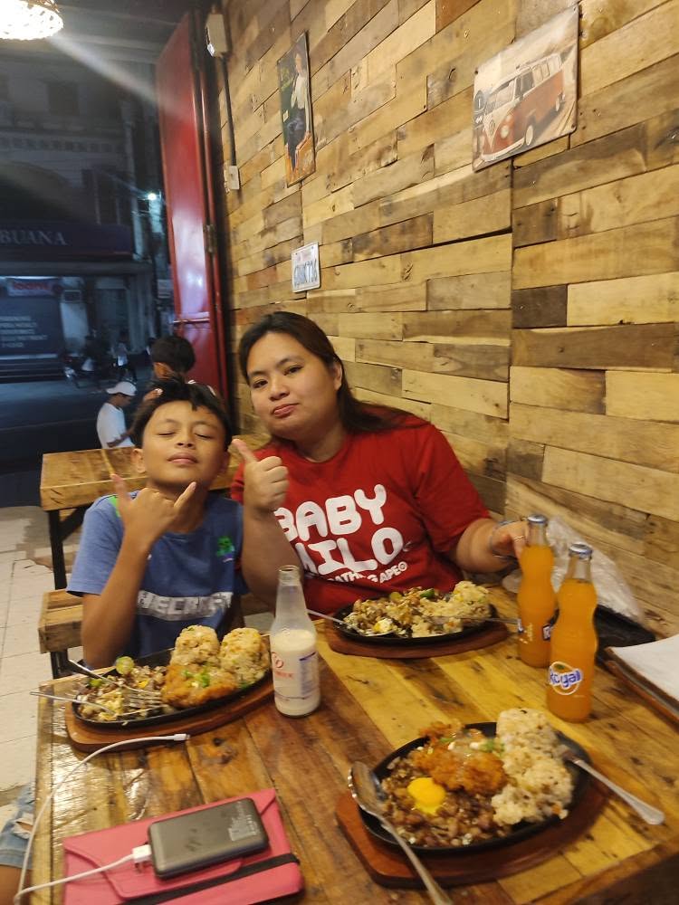 Cebu Business Directory - Eskina Sizzling House - Photo 1