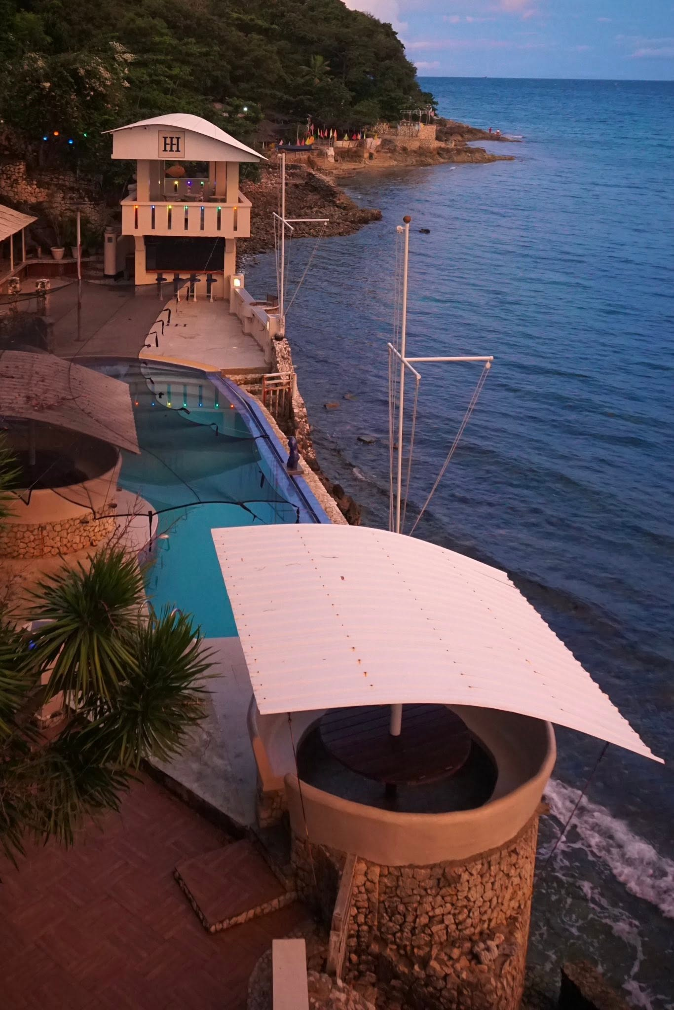 Cebu Business Directory - Huna Huna Cliff Resort - Photo 2