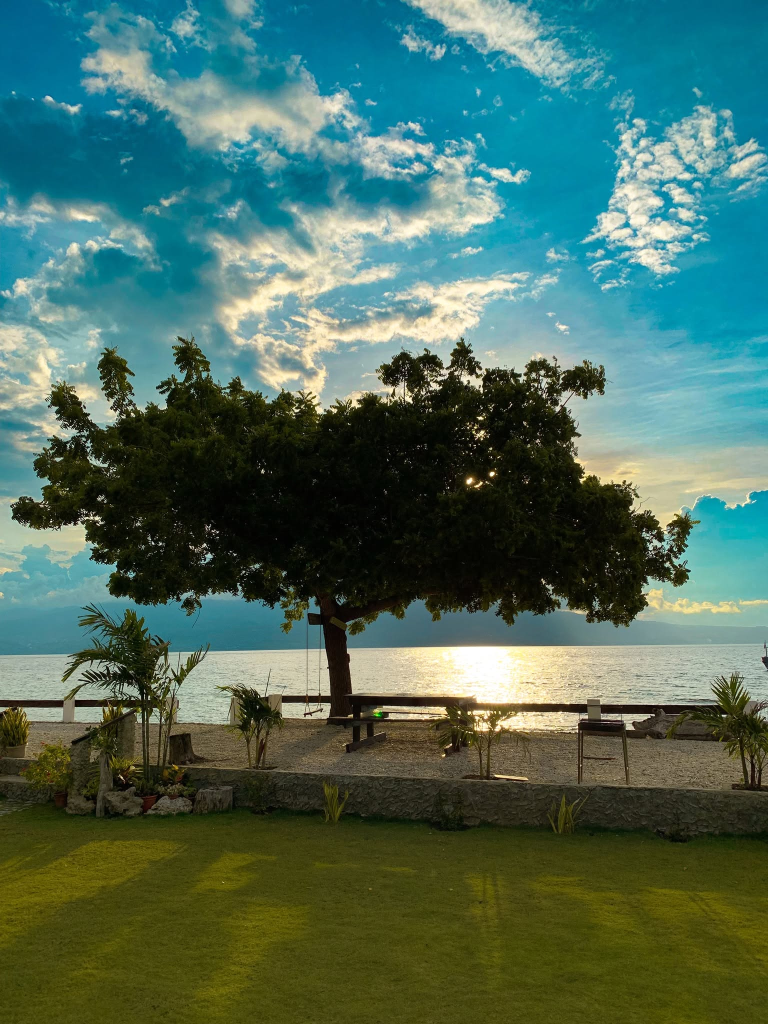 Cebu Business Directory - Eufron Beach Cabin - Photo 3