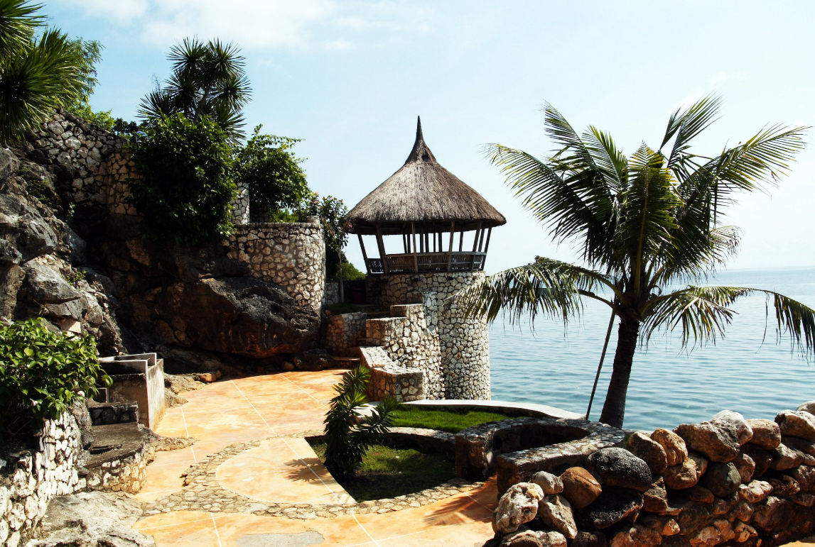 Cebu Business Directory - Huna Huna Cliff Resort - Photo 1