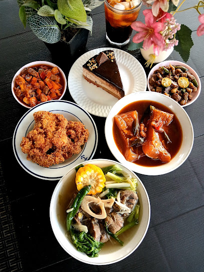 Cebu Business Directory - Lucia's Kitchen - filipino food - Photo 1