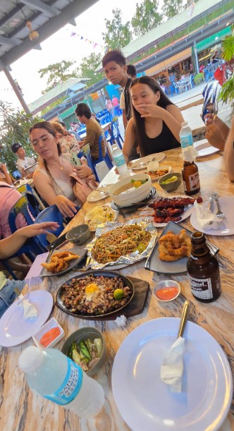 Cebu Business Directory - Medellin Dockside - Photo 2